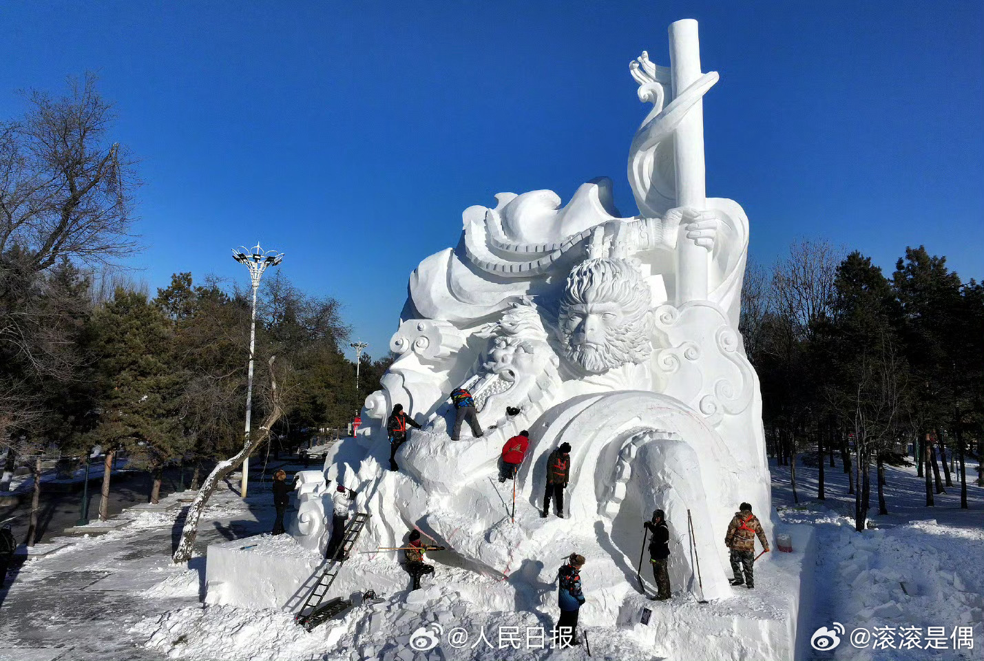 黑龙江佳木斯黑悟空雪雕完成换脸，重塑经典的艺术之旅_科普问答