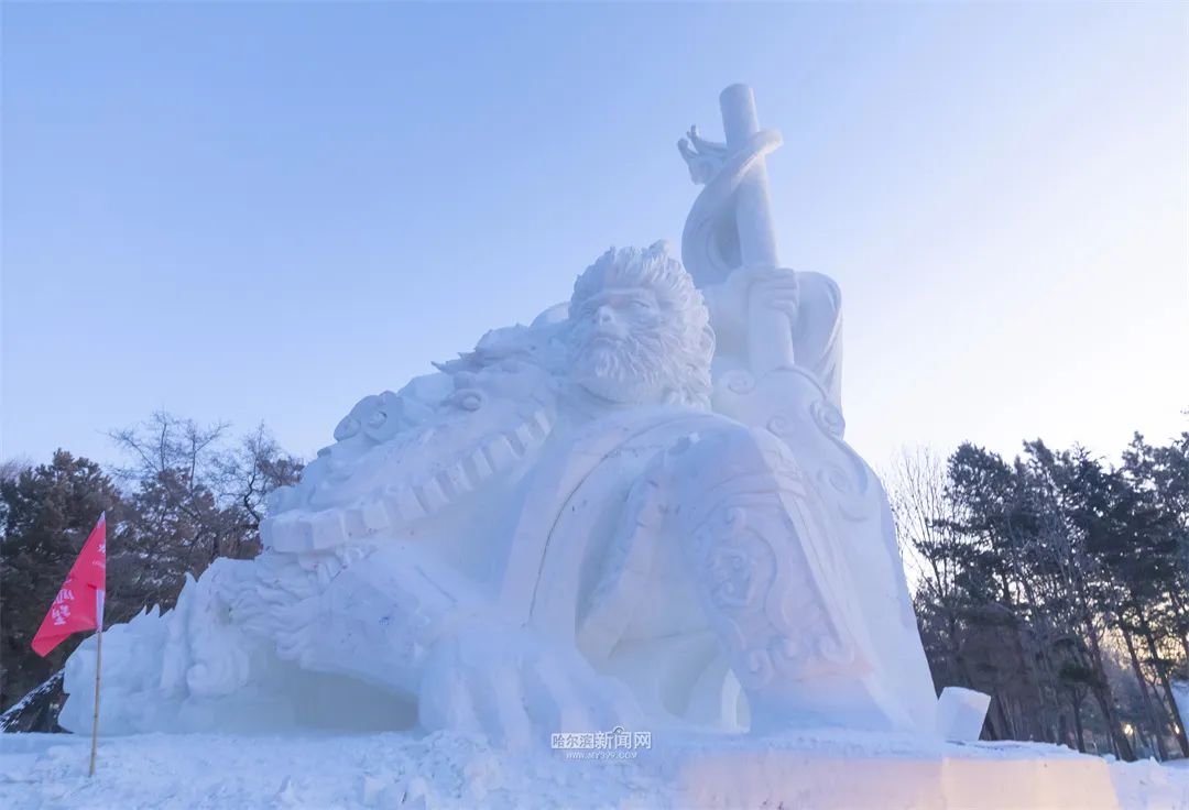 黑龙江黑悟空雪雕遭嘲讽，传统与现代艺术的碰撞与反思_精准落实