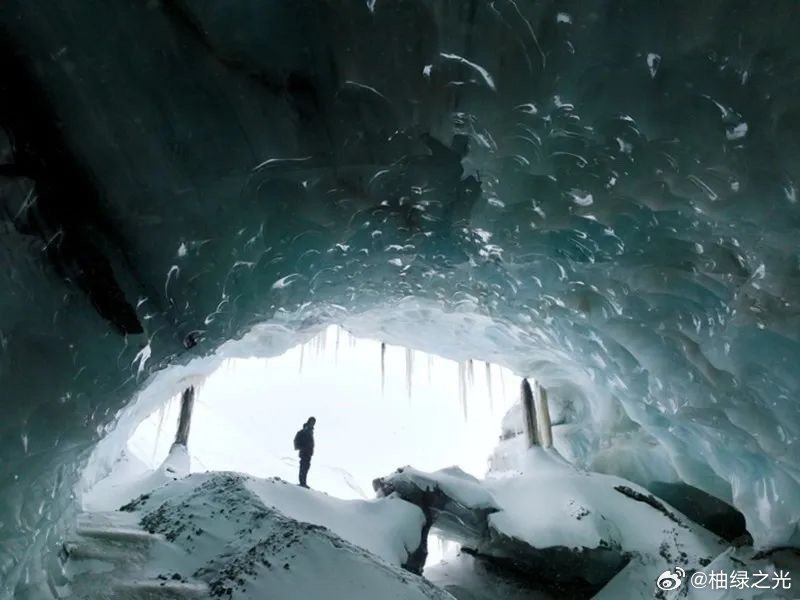 西藏再次发现大冰洞，探秘冰川世界的奇迹之地