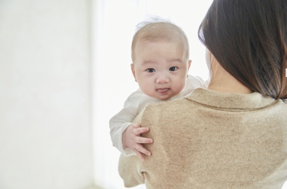 太冷了！醒来发现女儿像木头一样僵硬