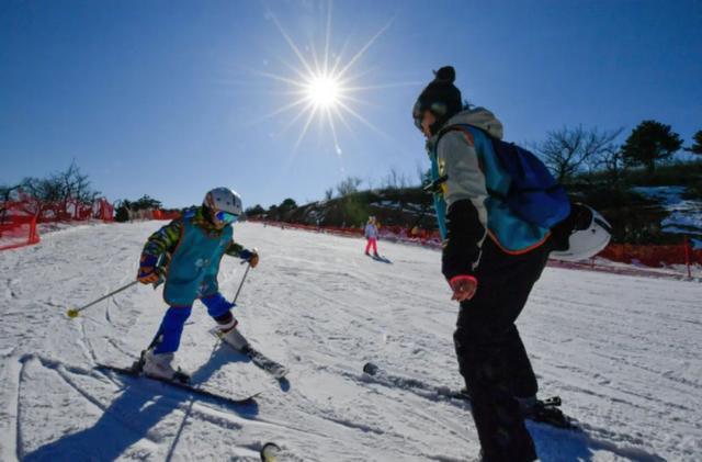 一、雪域飞驰，教练引领前行