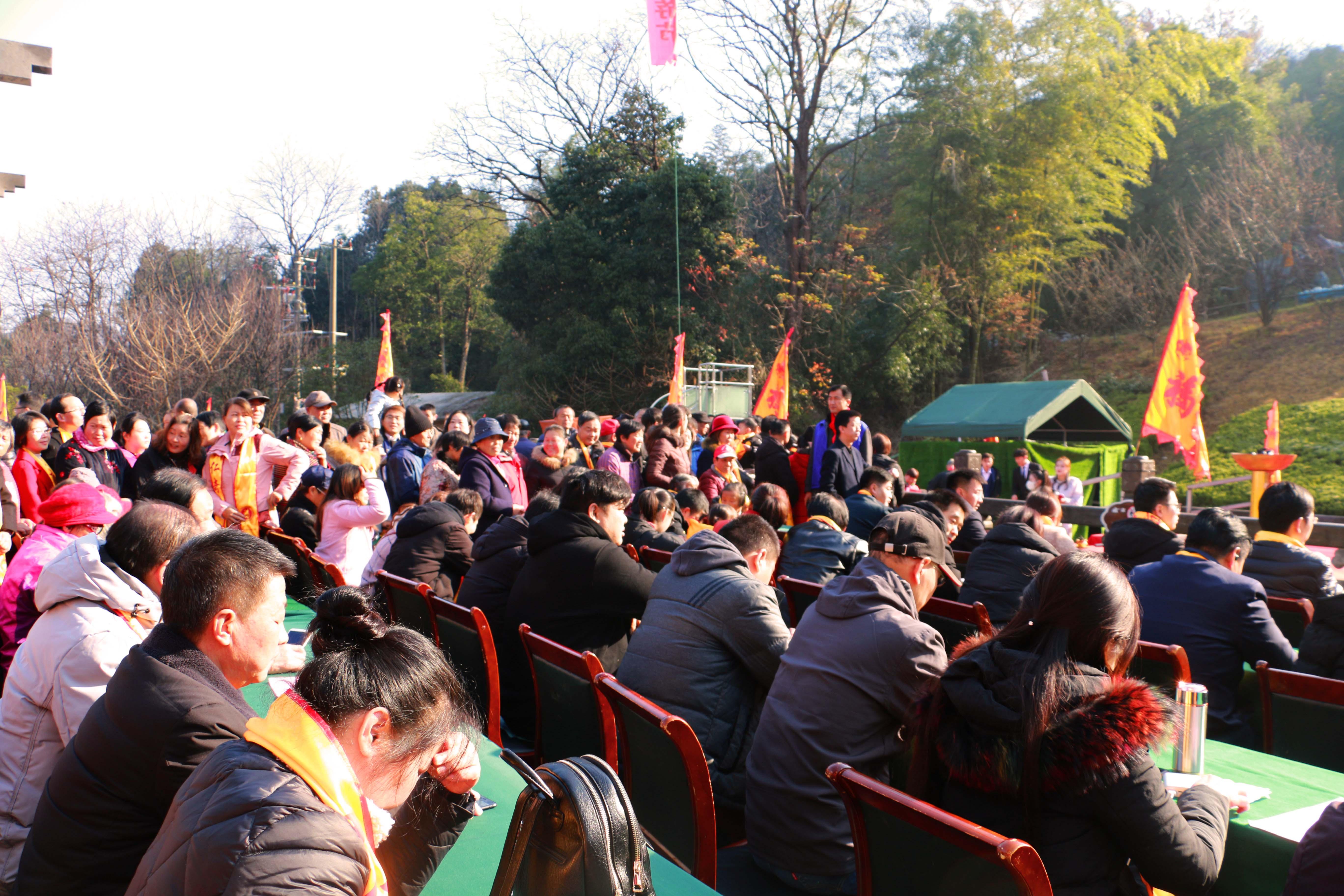 安徽芜湖，玩龙灯闹新春，璀璨灯会迎新年