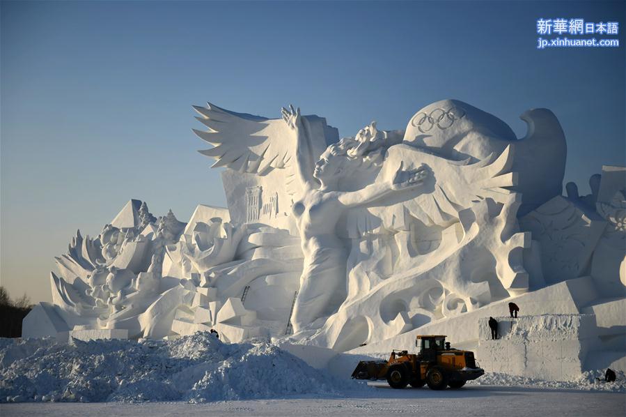 雪雕师震撼之作，六米高峰哪吒雪雕传奇